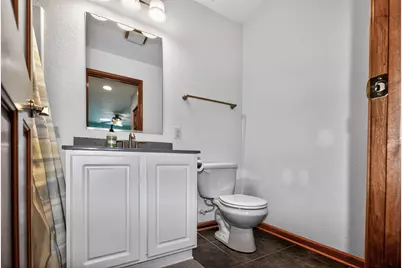 1811  Stoneridge Ln, Cedarburg, WI 53024 - Photo 23