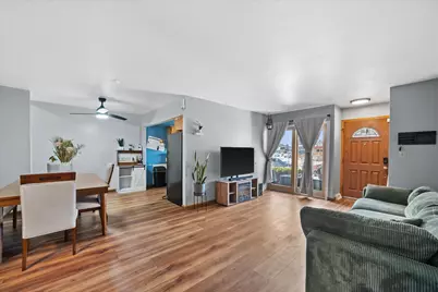 6378 S 20th St, Milwaukee, WI 53221 - Photo 3