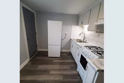 909  College Ave, Racine, WI 53403 - Photo 31