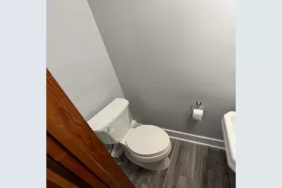 909  College Ave, Racine, WI 53403 - Photo 25