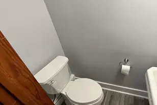 909 College Ave, Racine, WI 53403 - Photo 25