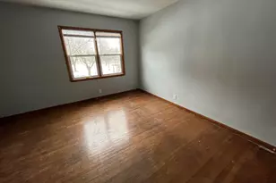 909 College Ave, Racine, WI 53403 - Photo 21