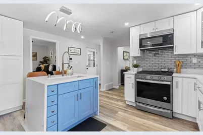 6352 N 104th St, Milwaukee, WI 53225 - Photo 7