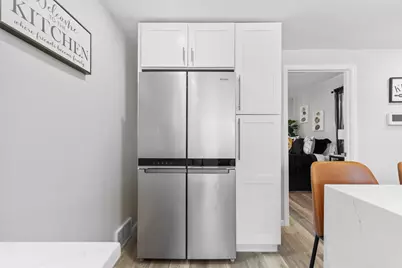 6352 N 104th St, Milwaukee, WI 53225 - Photo 9