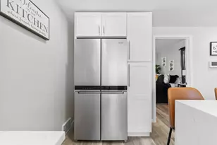 6352 N 104th St, Milwaukee, WI 53225 - Photo 9