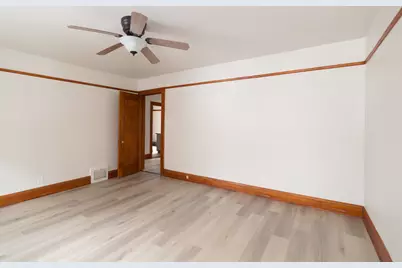 2320 N 56th St #2322, Milwaukee, WI 53210 - Photo 7