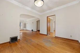 2408 N 73rd St, Wauwatosa, WI 53213 - Photo 13