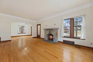 2408 N 73rd St, Wauwatosa, WI 53213 - Photo 11