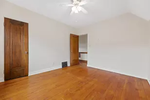 2408 N 73rd St, Wauwatosa, WI 53213 - Photo 27