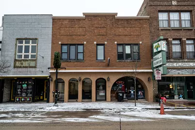 215  6th St, Racine, WI 53403 - Photo 1