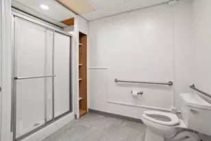 215 6th St, Racine, WI 53403 - Photo 9