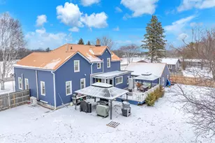 615 E Washington Ave, Cleveland, WI 53015 - Photo 3