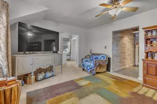 615 E Washington Ave, Cleveland, WI 53015 - Photo 19