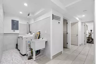 1963 S 7th St, Milwaukee, WI 53204 - Photo 15