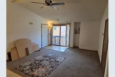 215  Franklin St #G, Delavan, WI 53115 - Photo 3