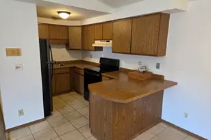 215 Franklin St, Delavan, WI 53115 - Photo 5