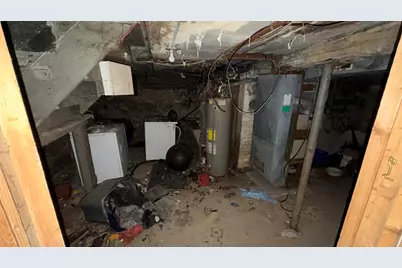 2469 N 26th St, Milwaukee, WI 53206 - Photo 9