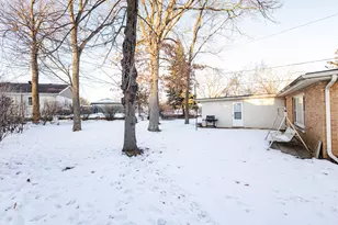 8824 W Harrison Ave, West Allis, WI 53227 - Photo 47