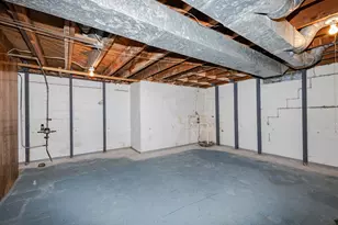 8824 W Harrison Ave, West Allis, WI 53227 - Photo 35