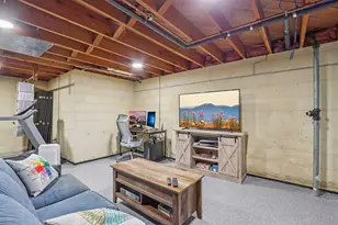 2833 S 72nd St, West Allis, WI 53219 - Photo 31