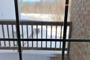 4737 S Hunter Ln, New Berlin, WI 53151 - Photo 17