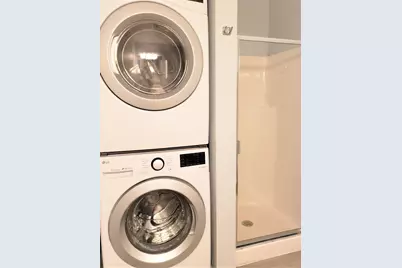 4737 S Hunter Ln, New Berlin, WI 53151 - Photo 13