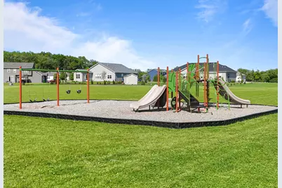 465  Chasefield Dr, Williams Bay, WI 53191 - Photo 39