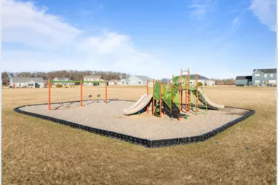 465  Chasefield Dr, Williams Bay, WI 53191 - Photo 39