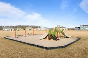 465 Chasefield Dr, Williams Bay, WI 53191 - Photo 39