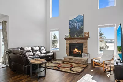 465  Chasefield Dr, Williams Bay, WI 53191 - Photo 11