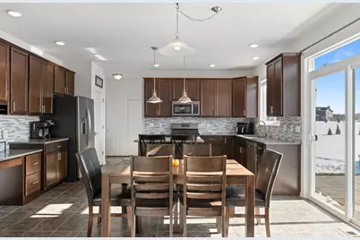 465  Chasefield Dr, Williams Bay, WI 53191 - Photo 15