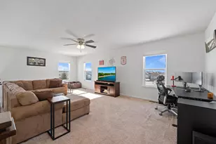 465 Chasefield Dr, Williams Bay, WI 53191 - Photo 25