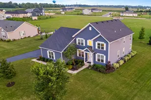 465 Chasefield Dr, Williams Bay, WI 53191 - Photo 1