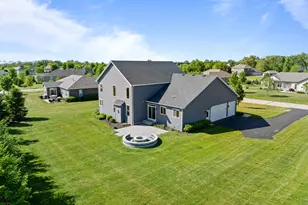 465 Chasefield Dr, Williams Bay, WI 53191 - Photo 35