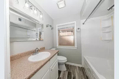 5126 N 67th St, Milwaukee, WI 53218 - Photo 5