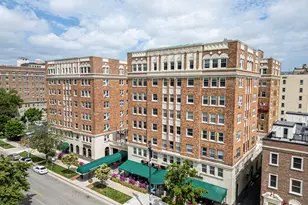 1028 E Juneau Ave, Milwaukee, WI 53202 - Photo 31