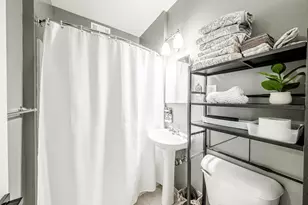 1028 E Juneau Ave, Milwaukee, WI 53202 - Photo 3