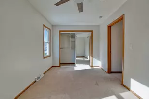 6919 Harvey Ave, Wauwatosa, WI 53213 - Photo 17