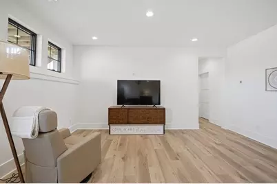 9401 W Huntington Dr, Mequon, WI 53097 - Photo 29