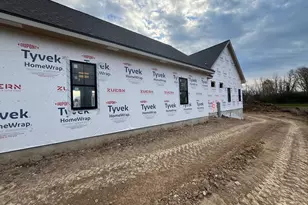 9401 W Huntington Dr, Mequon, WI 53097 - Photo 5