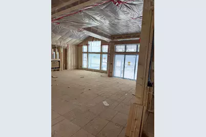 9401 W Huntington Dr, Mequon, WI 53097 - Photo 7