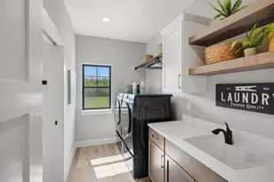 9401 W Huntington Dr, Mequon, WI 53097 - Photo 21