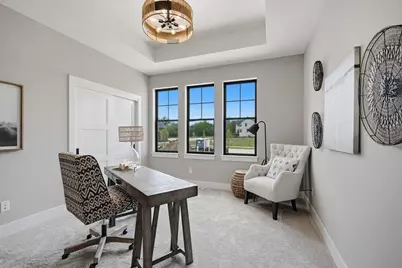 9401 W Huntington Dr, Mequon, WI 53097 - Photo 15