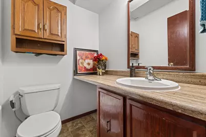 4289 W College Ave, Franklin, WI 53221 - Photo 13