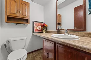 4289 W College Ave, Franklin, WI 53221 - Photo 13