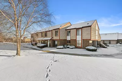 4289 W College Ave, Franklin, WI 53221 - Photo 3