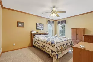 W142N9935 Amber Dr, Germantown, WI 53022 - Photo 17