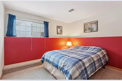 W142N9935  Amber Dr, Germantown, WI 53022 - Photo 23