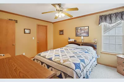 W142N9935  Amber Dr, Germantown, WI 53022 - Photo 19