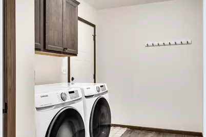 3141  Christenson Ln, Holmen, WI 54650 - Photo 23